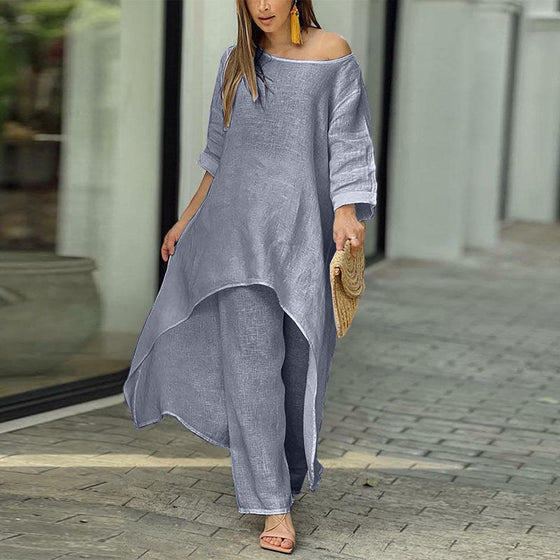 Hosenanzug mit unregelmäßigem Oberteil und weitem Bein