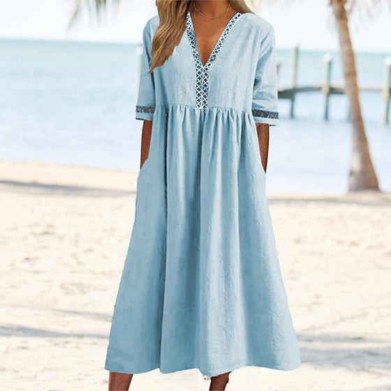 Spitzenkleid mit V-Ausschnitt und Taille