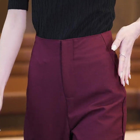 Knöchelhohe Damenhose mit hoher Taille