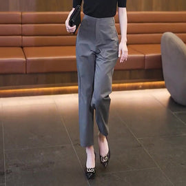 Knöchelhohe Damenhose mit hoher Taille