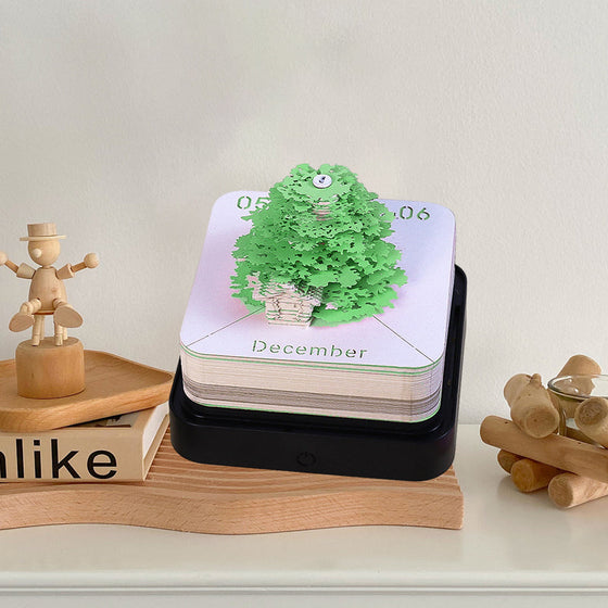 Baumhaus-Papierskulpturen-Kalender