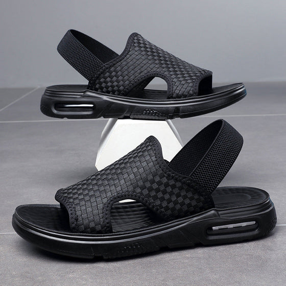 Gewebte Sommersandalen mit weicher Sohle