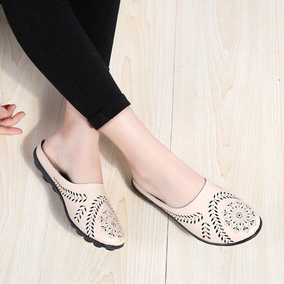 Hohle PU-Hausschuhe Mit Flacher Sohle