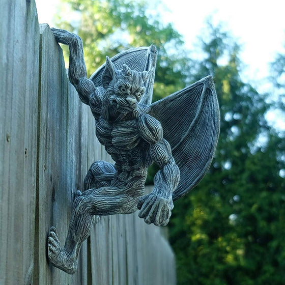 Drachengeflügelter Gargoyle-Zaunaufhänger