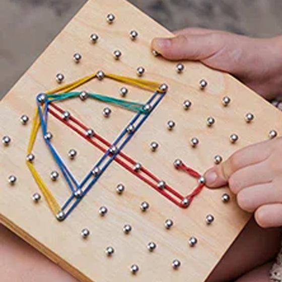 Geoboard aus Holz