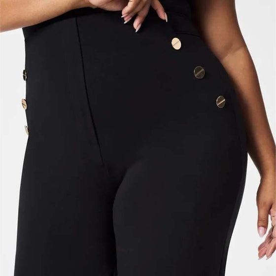 Bauchfreie Hose mit weitem Bein und Knopfleiste