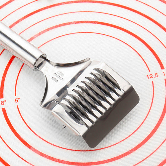 Nudelmesser aus Edelstahl