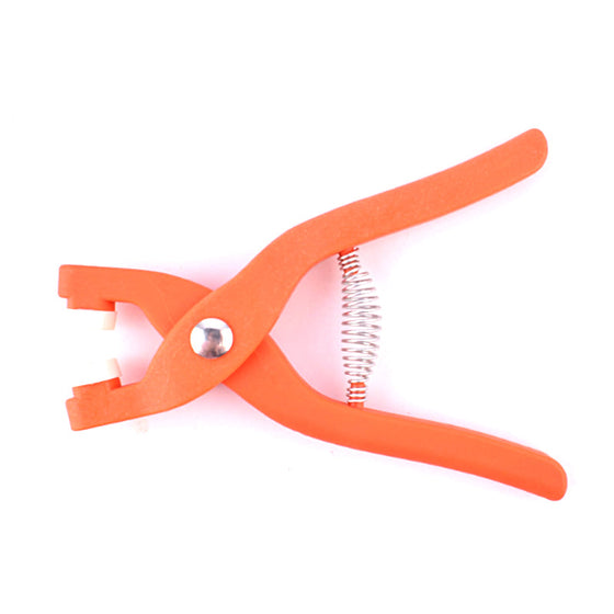 Werkzeugsatz mit fünf Klauenschnallen