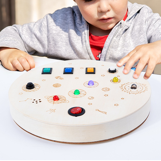 Elektronisches Busy Board für Kinder