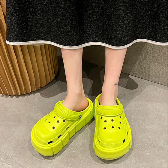 Aushöhlen Plateau Hausschuhe