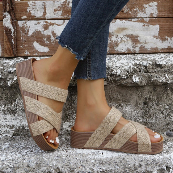 Plateausandalen mit Keilabsatz