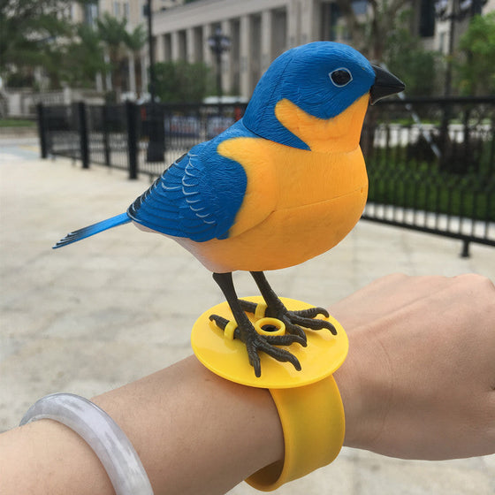 Sprachsteuerungs-Simulationsvogel