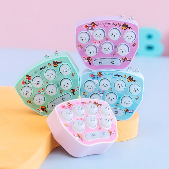 Lustiges Mini Schlag-einen-Maulwurf-Spiel für Kinder