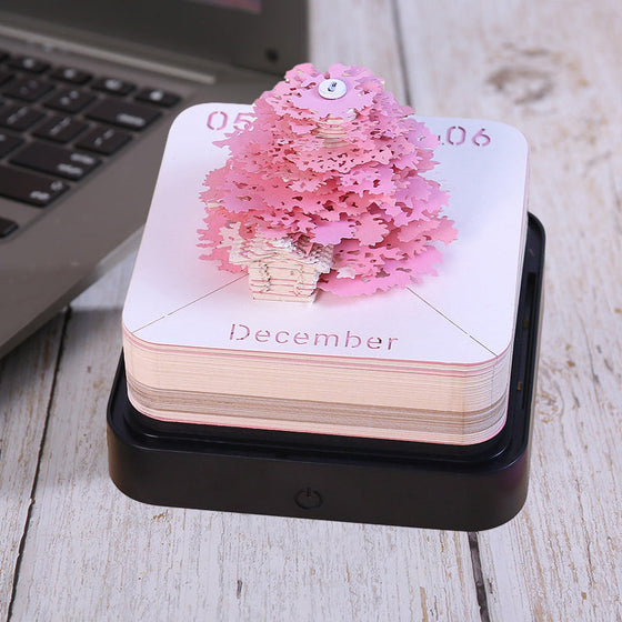 Baumhaus-Papierskulpturen-Kalender