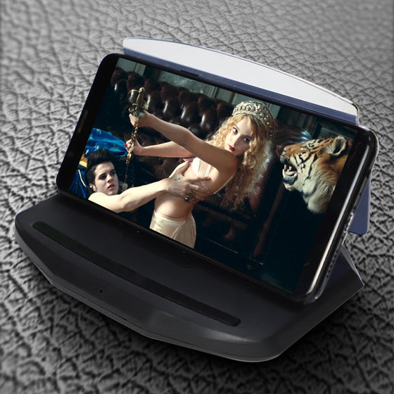 HUD-Navigationsprojektor mit kabelloser Aufladung