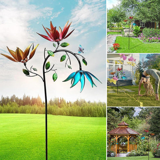 Wunderschöner Sommer-Windspiel mit bunten Blumen