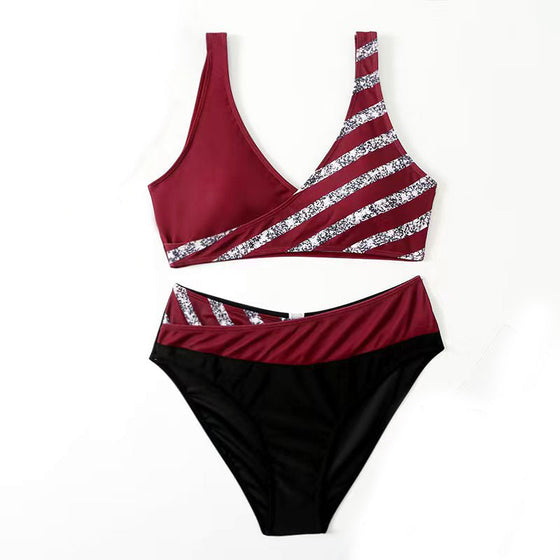 Neuer Bikini mit Split-Print