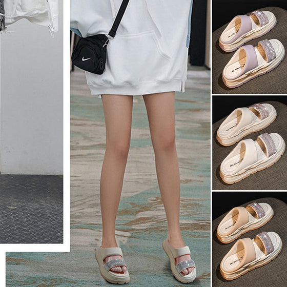 Funkelnde, höhenvergrößernde Sandalen mit Strasssteinen