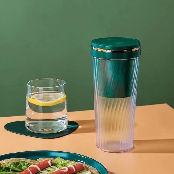 Tragbarer Mini-Entsafter für den Haushalt